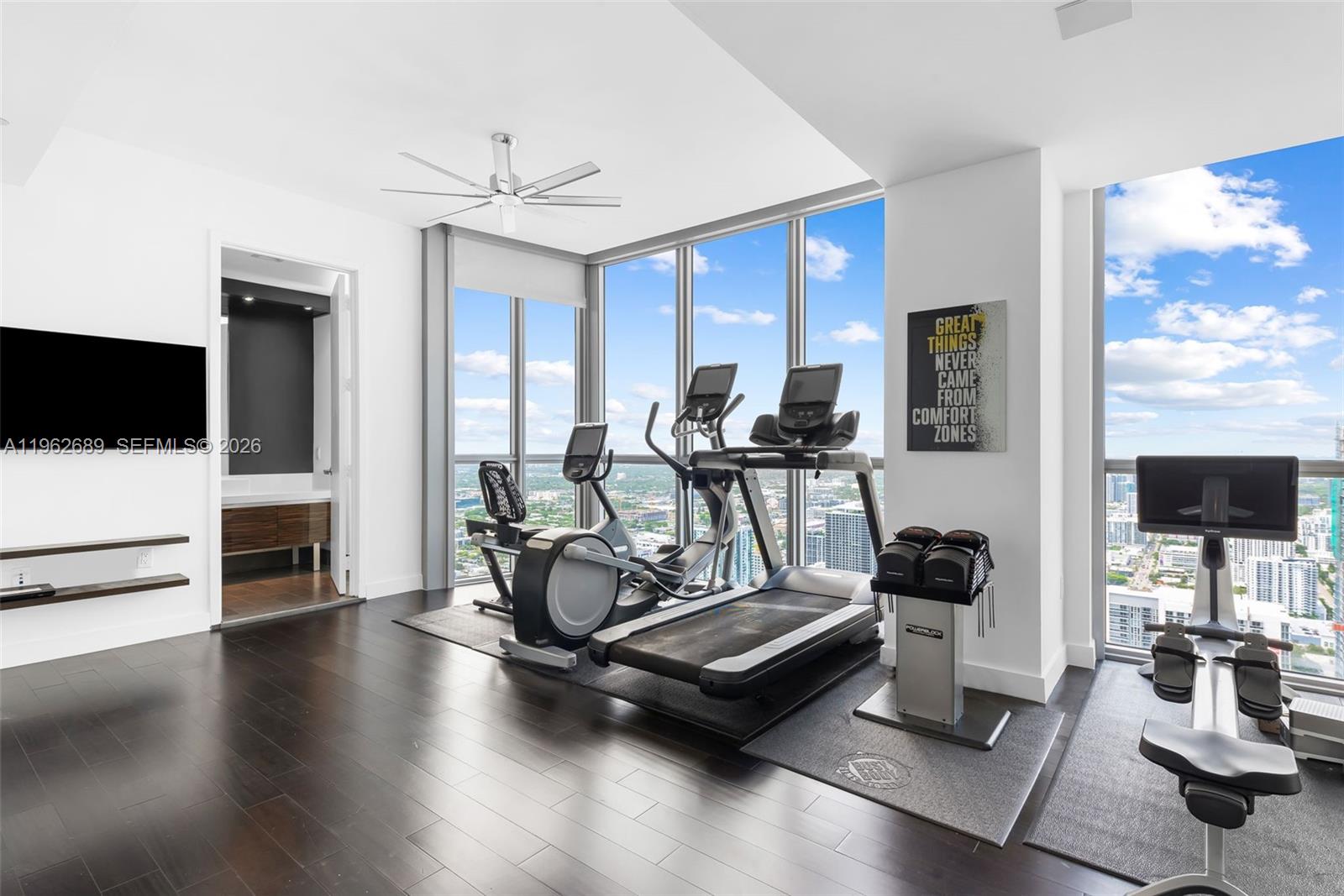 1100 Biscayne Blvd #5706, Miami FL 33132
