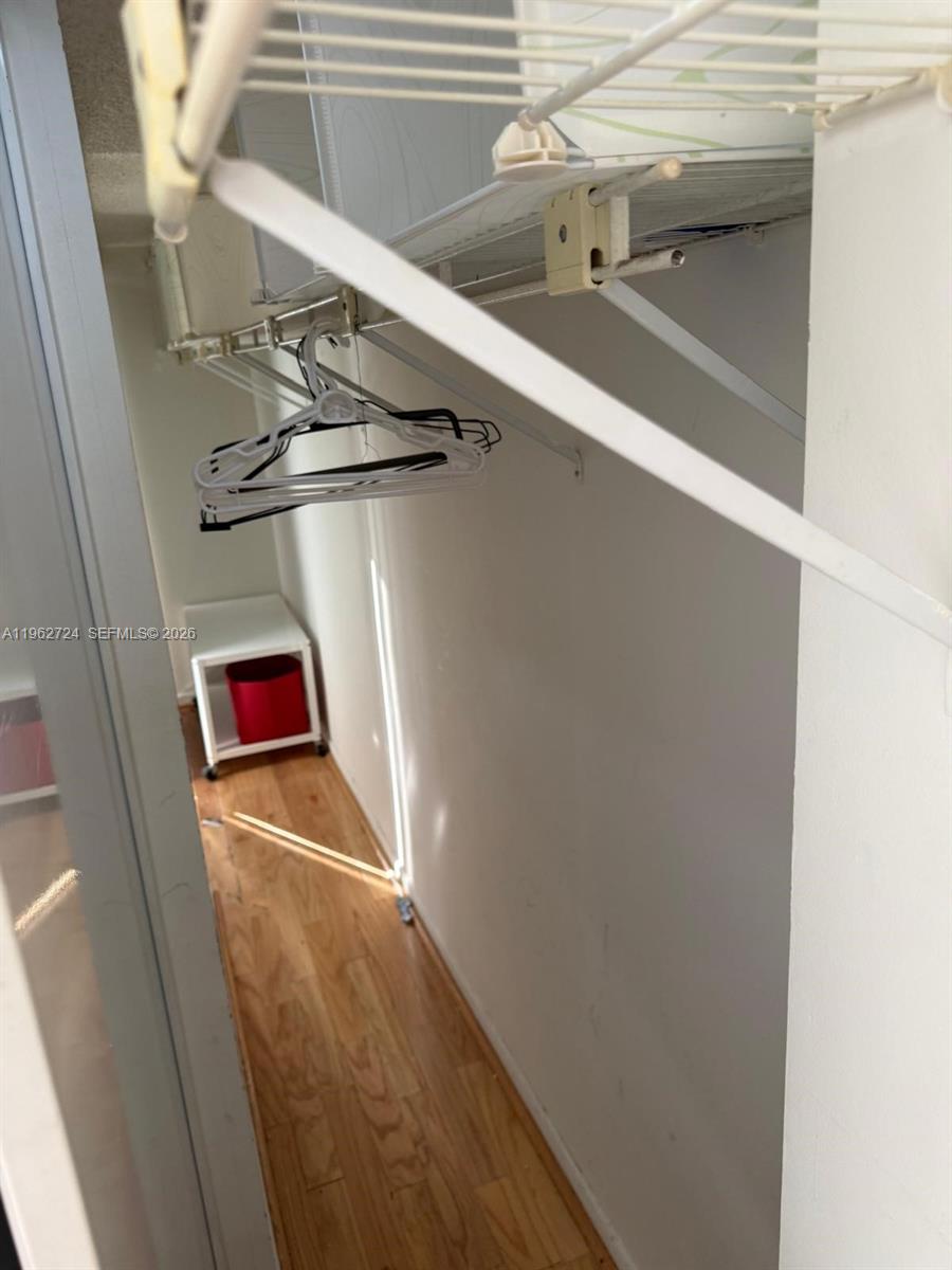 540 Brickell Key Dr #1505, Miami FL 33131