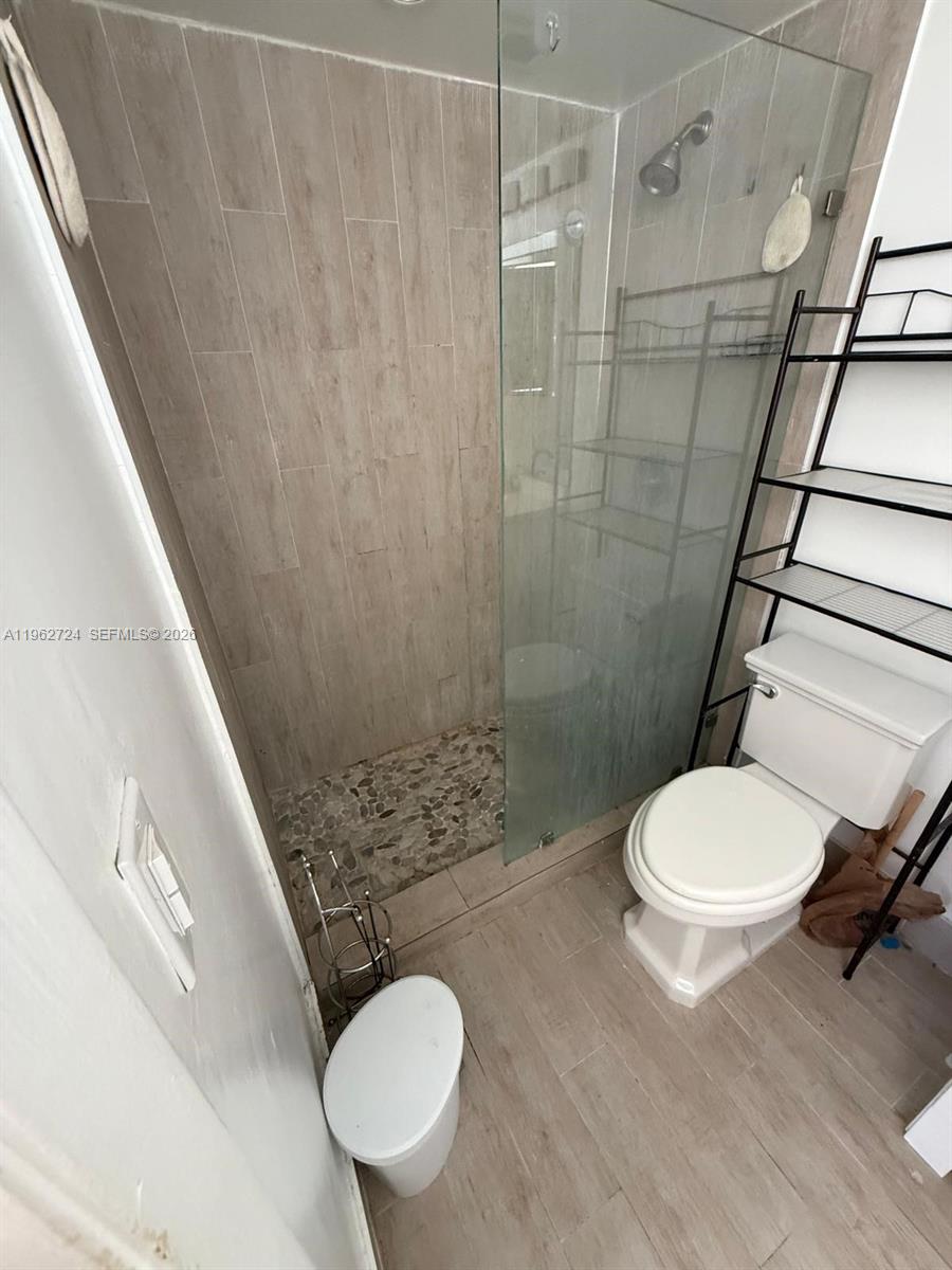 540 Brickell Key Dr #1505, Miami FL 33131