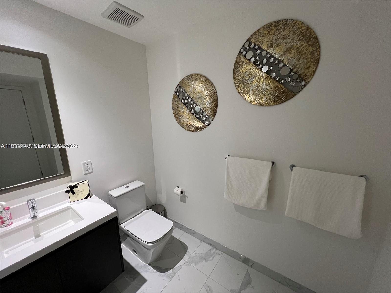 851 NE 1st Ave #3903, Miami FL 33132