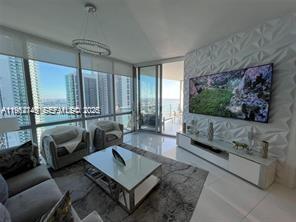 851 NE 1st Ave #3903, Miami FL 33132