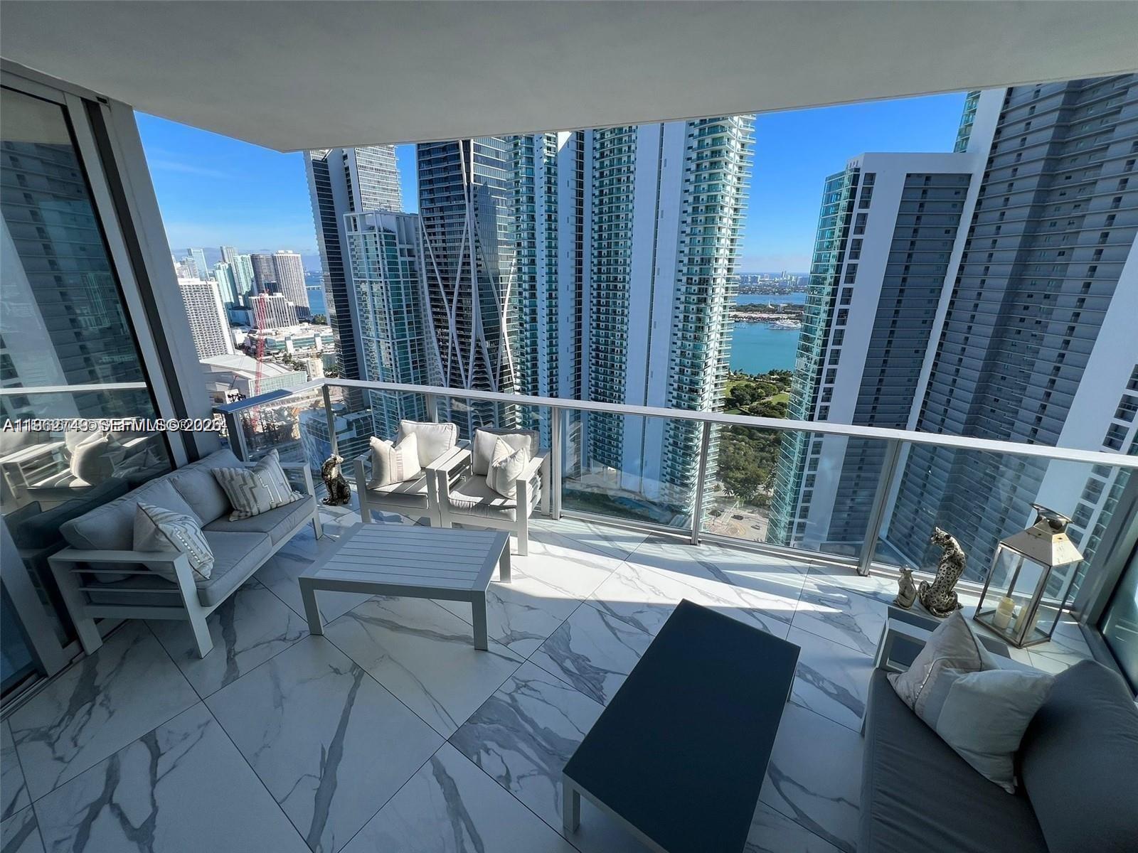851 NE 1st Ave #3903, Miami FL 33132