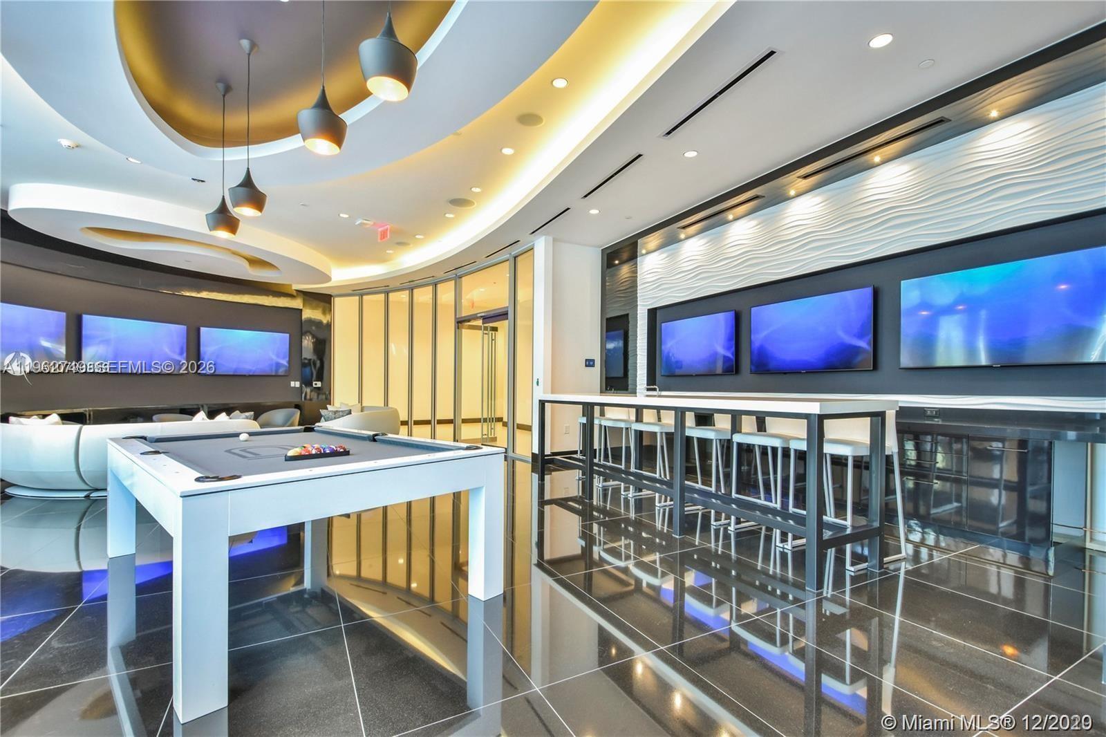 851 NE 1st Ave #3903, Miami FL 33132
