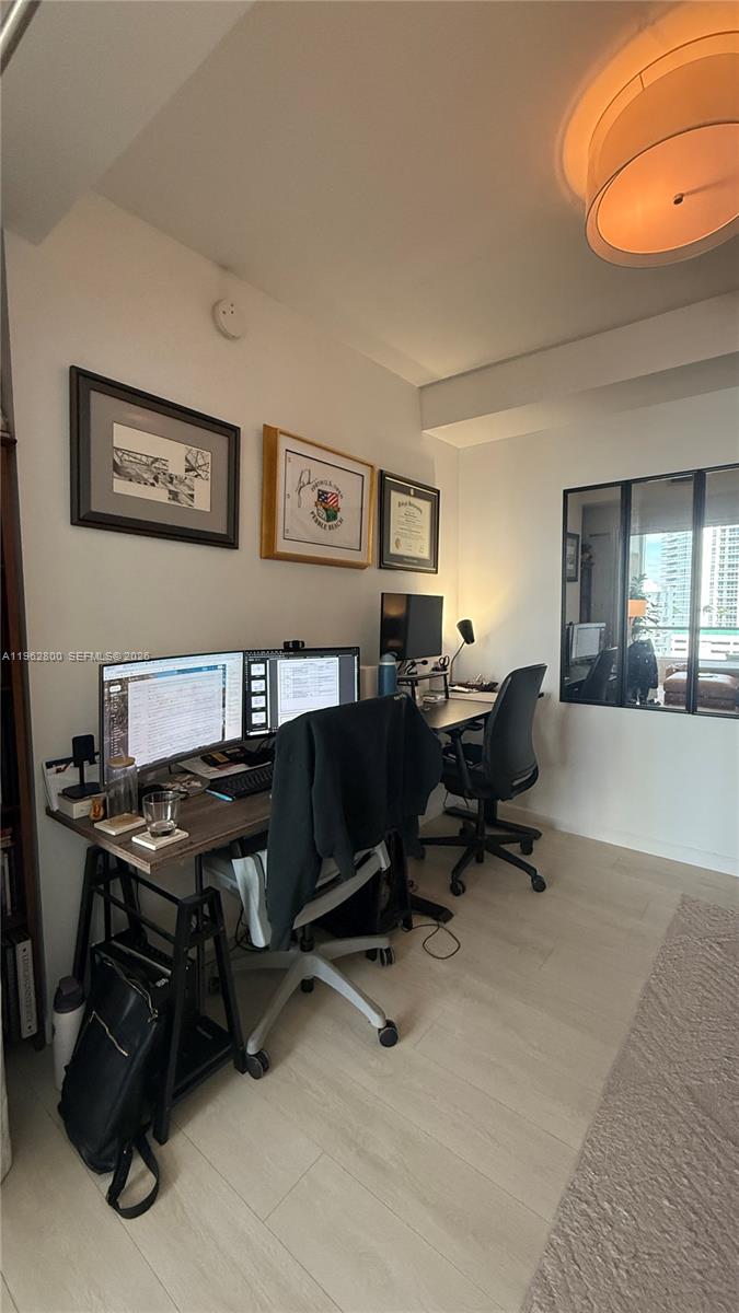 601 NE 27th #1003, Miami FL 33137