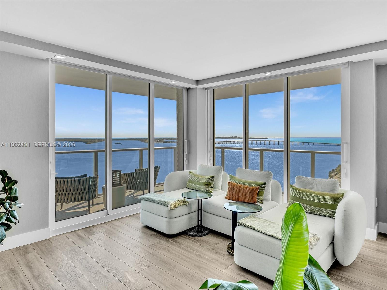 1155 Brickell Bay Dr #2011, Miami FL 33131
