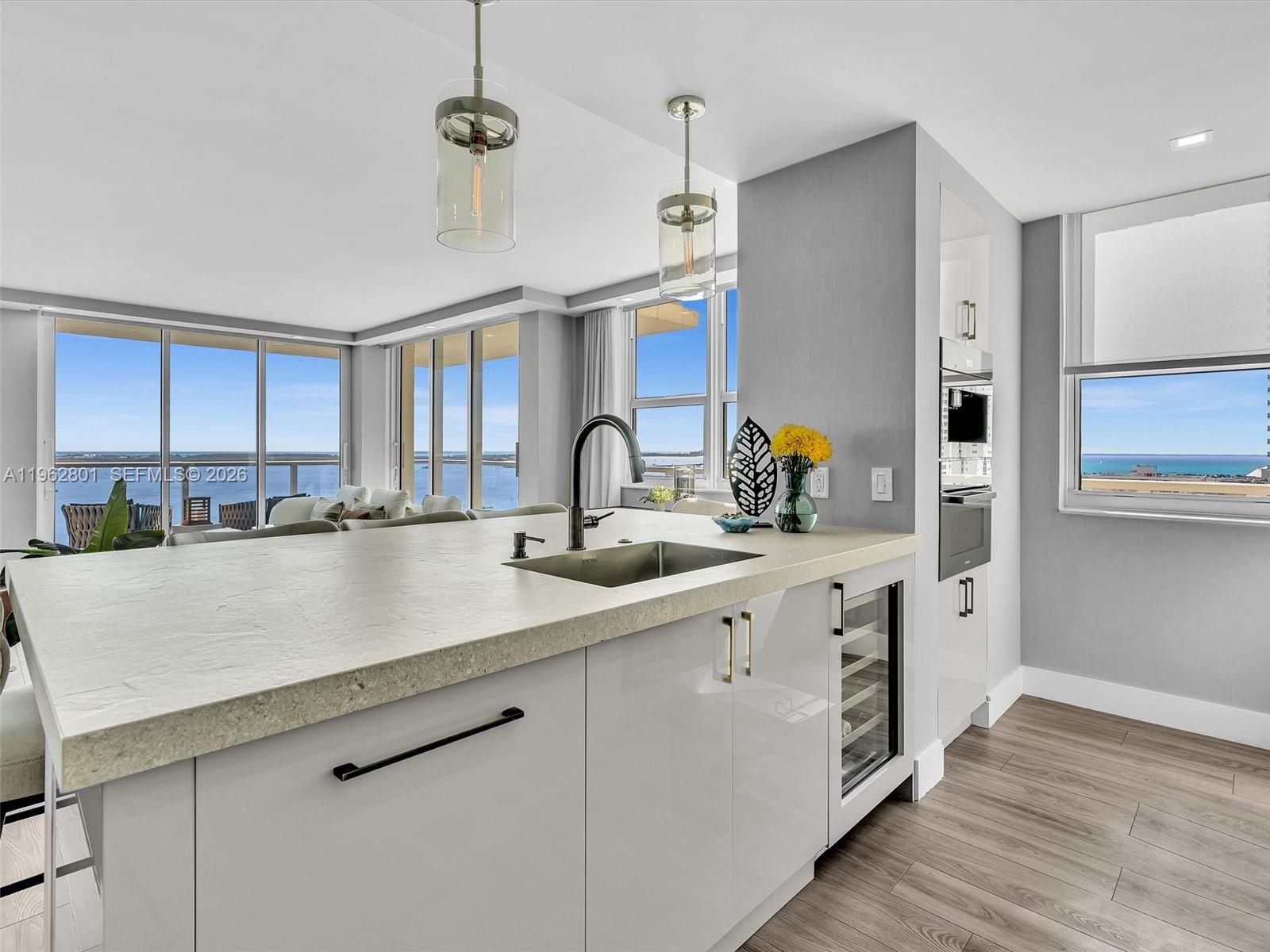 1155 Brickell Bay Dr #2011, Miami FL 33131