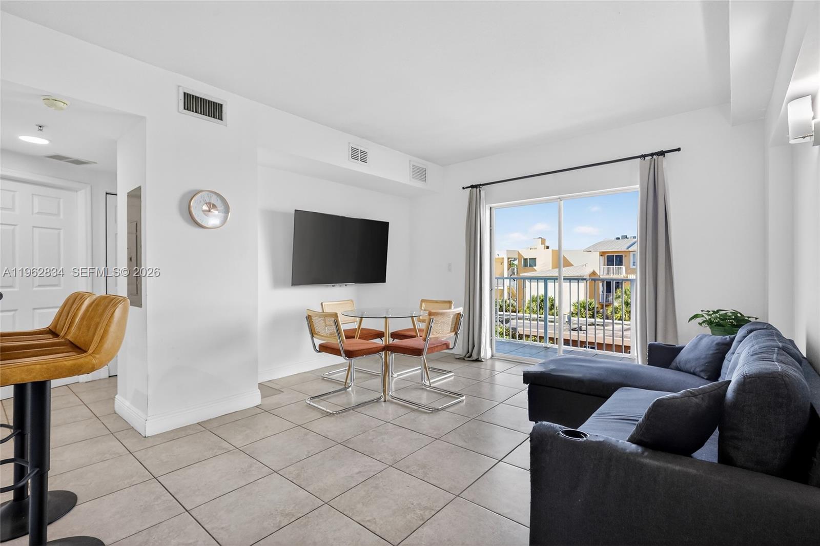 134 SW 7th Ave #404, Miami FL 33130