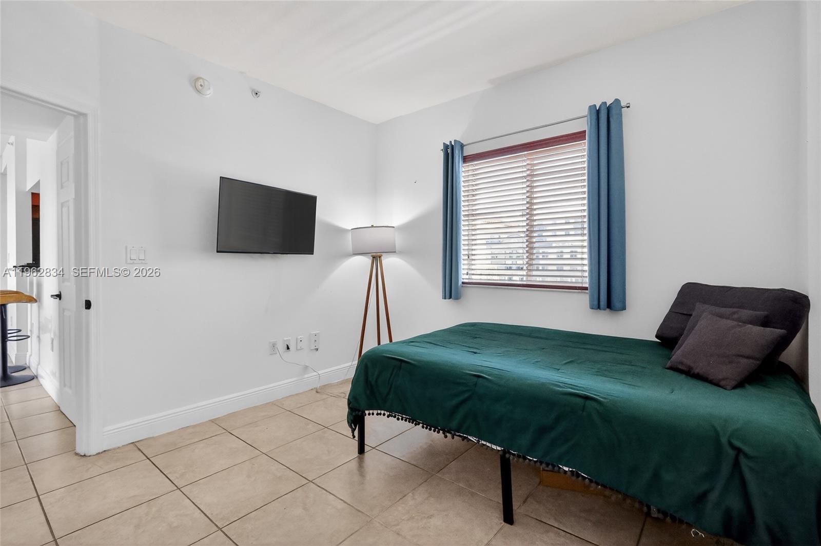 134 SW 7th Ave #404, Miami FL 33130