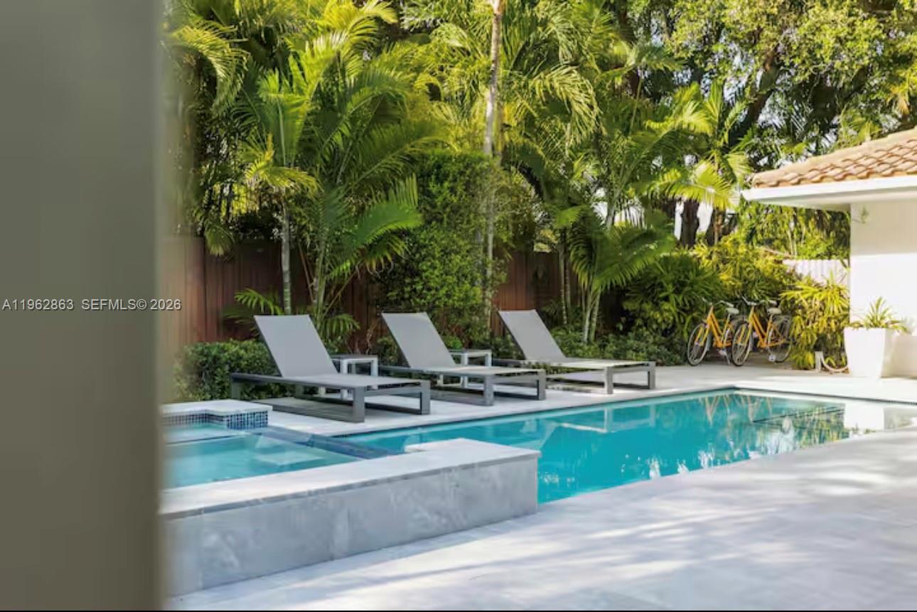 1019 NE 115th St #1019, Biscayne Park FL 33161