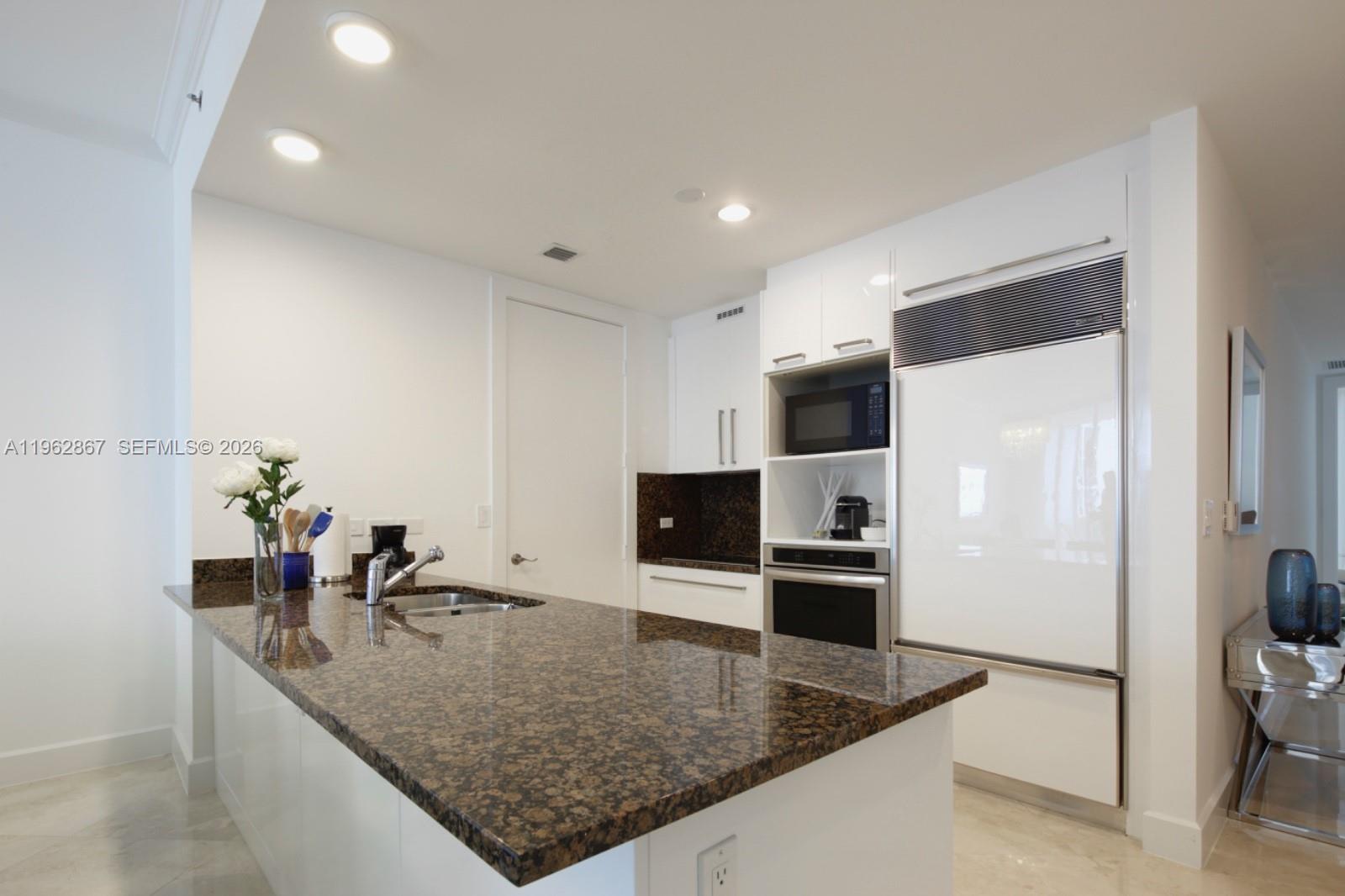 16001 Collins Ave #2902, Sunny Isles Beach FL 33160