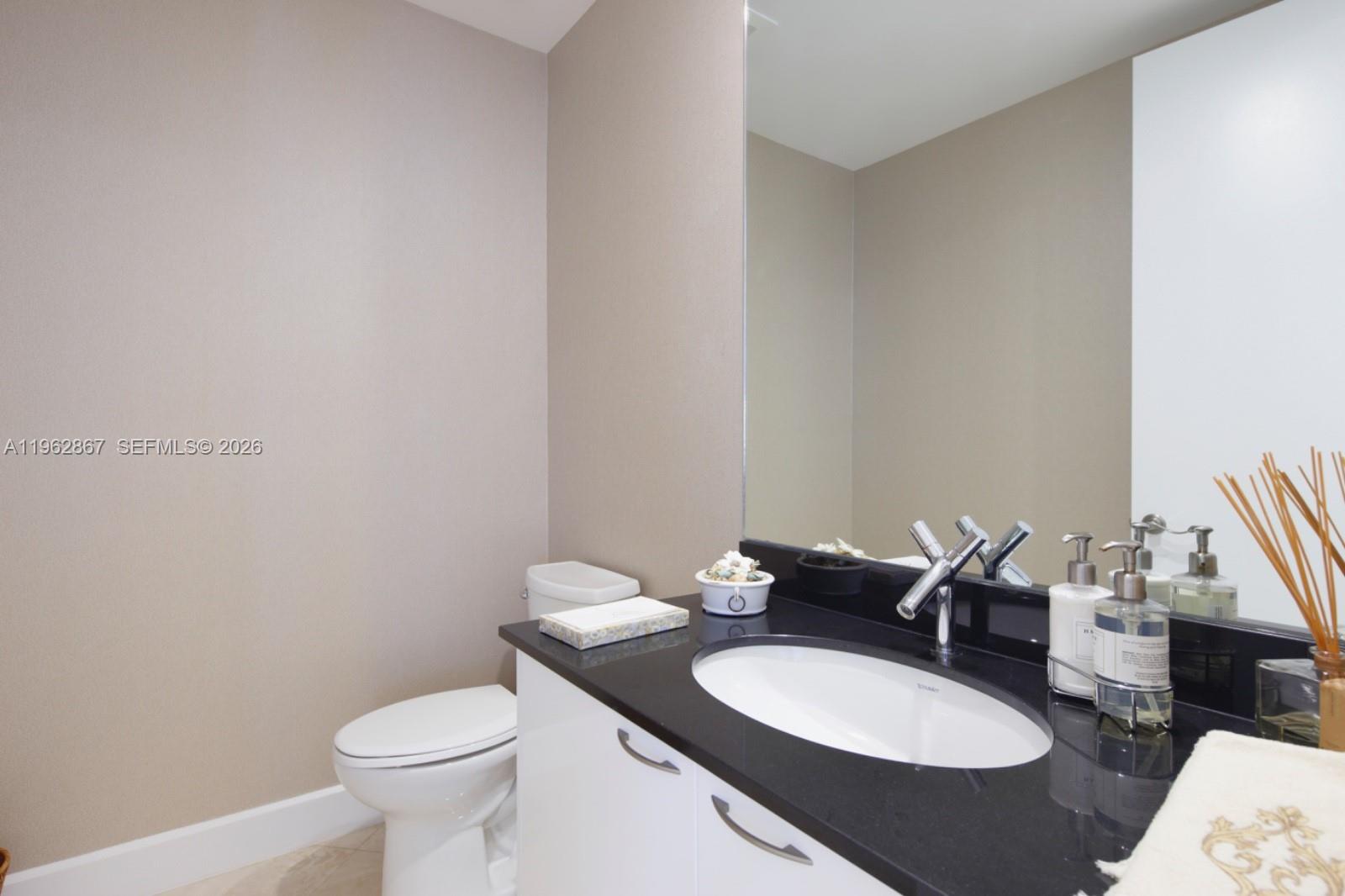 16001 Collins Ave #2902, Sunny Isles Beach FL 33160