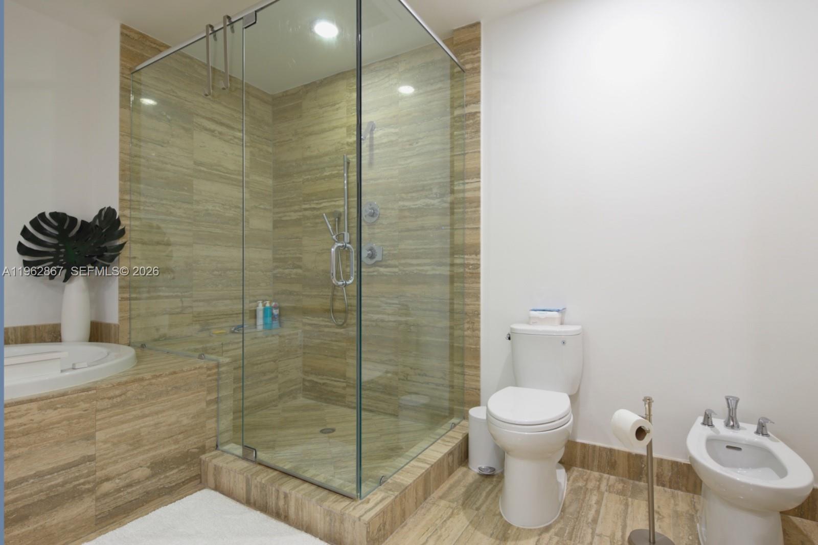 16001 Collins Ave #2902, Sunny Isles Beach FL 33160