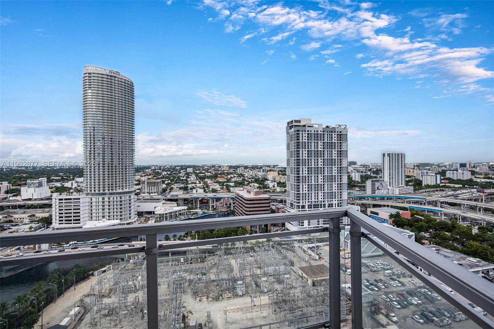 92 SW 3rd St #2710, Miami FL 33130