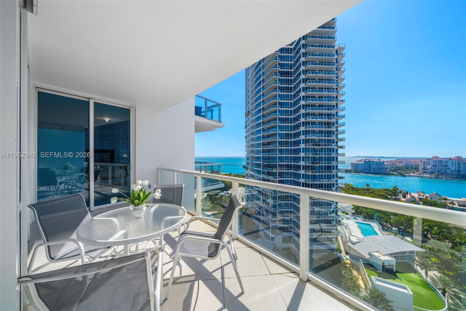 50 S Pointe Dr #1704, Miami Beach FL 33139