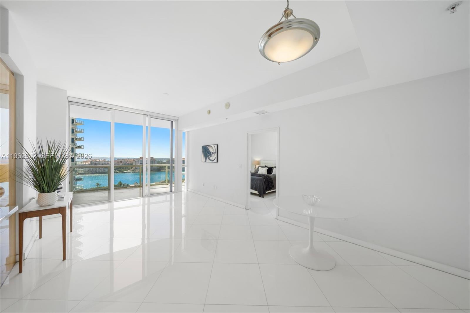 50 S Pointe Dr #1704, Miami Beach FL 33139