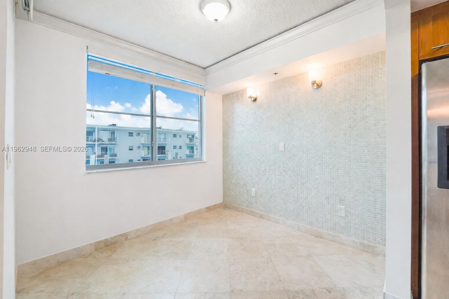 110 Washington Ave #2415, Miami Beach FL 33139