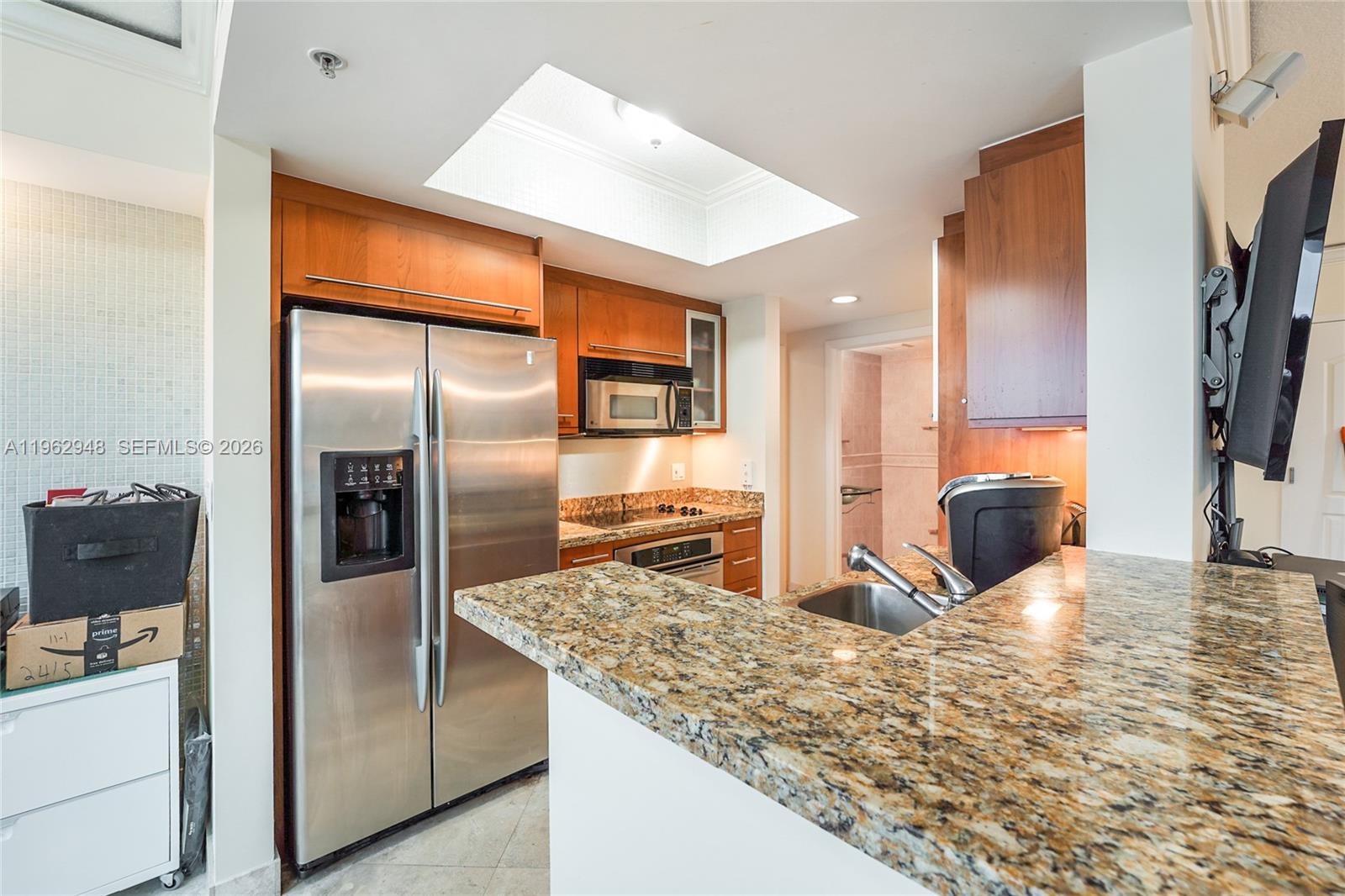 110 Washington Ave #2415, Miami Beach FL 33139