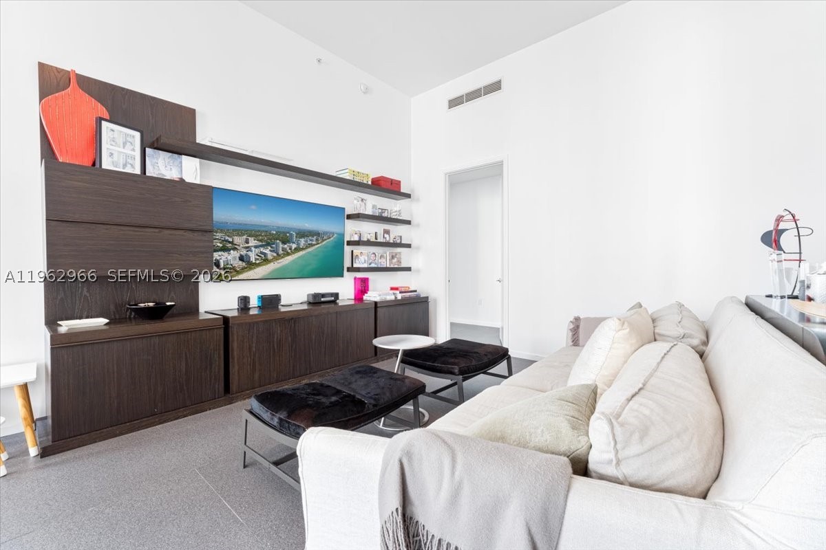 900 Brickell Key Blvd #1101, Miami FL 33131