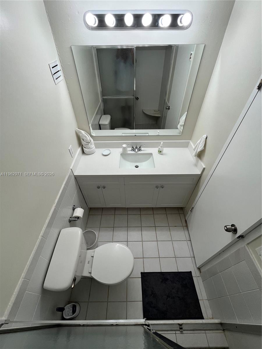 Hollywood FL 33019 - A11962971