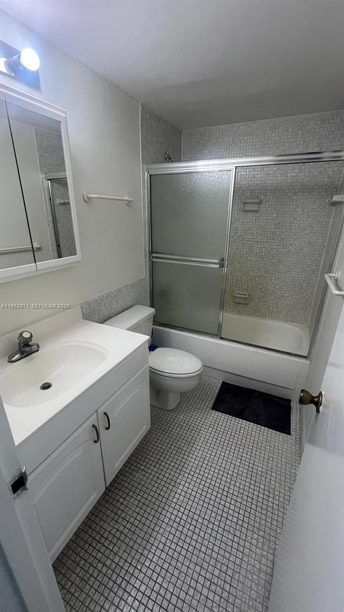 Hollywood FL 33019 - A11962971