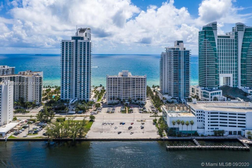 Hollywood FL 33019 - A11962972