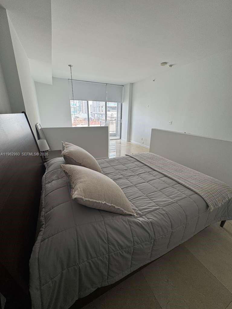 690 SW 1st Ct #1506, Miami FL 33130