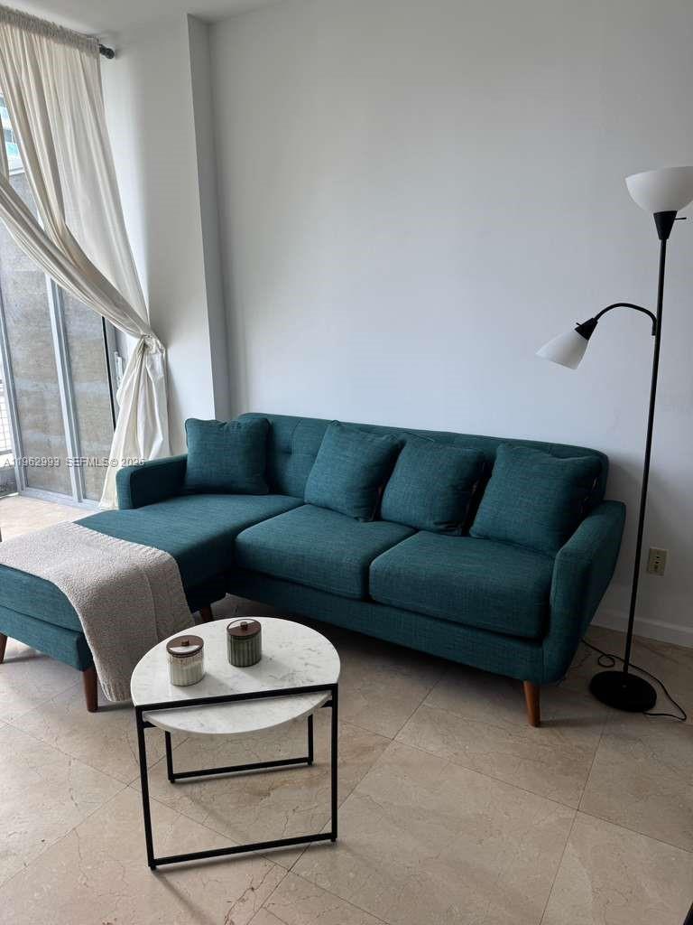 690 SW 1st Ct #1506, Miami FL 33130