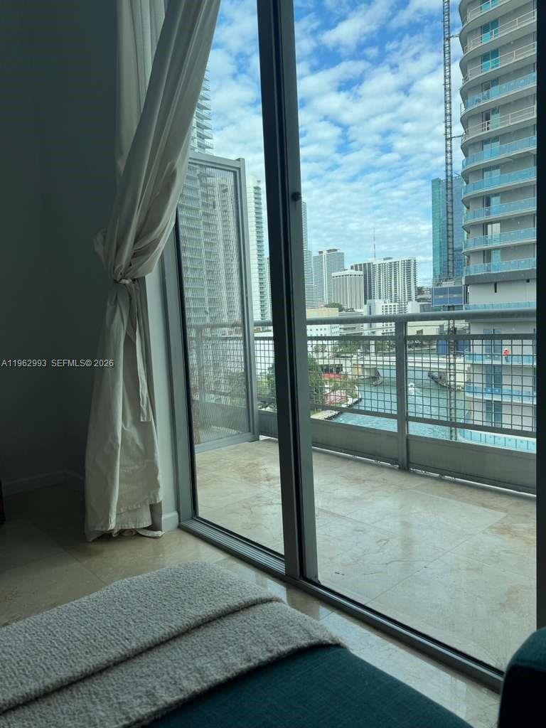 690 SW 1st Ct #1506, Miami FL 33130