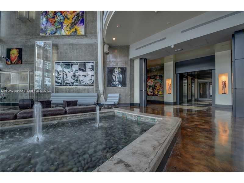 690 SW 1st Ct #1506, Miami FL 33130