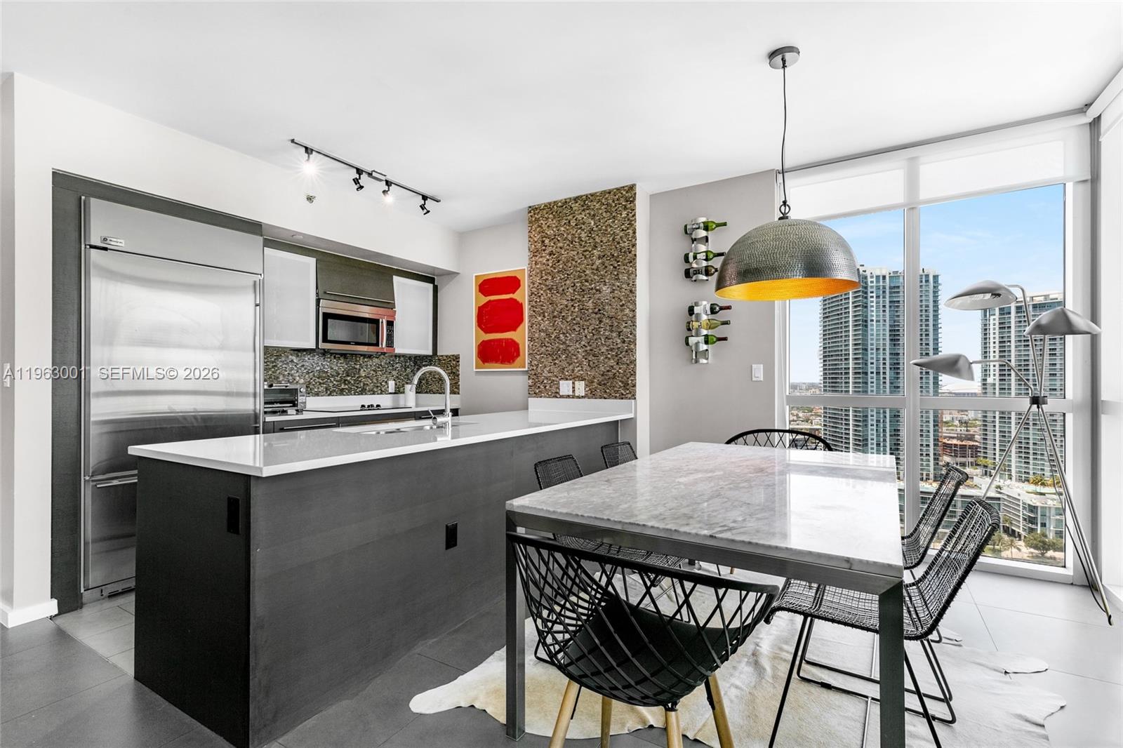 55 SE 6th St #3101, Miami FL 33131
