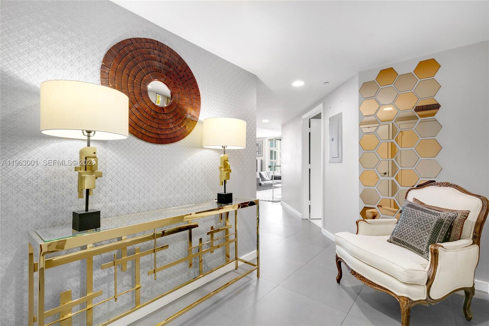 55 SE 6th St #3101, Miami FL 33131