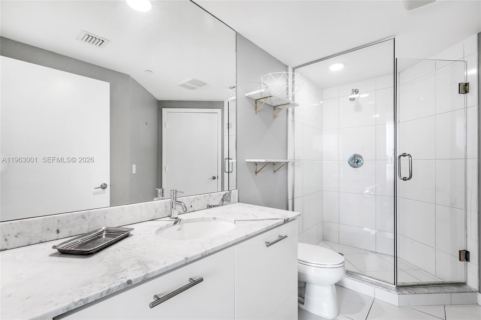 55 SE 6th St #3101, Miami FL 33131