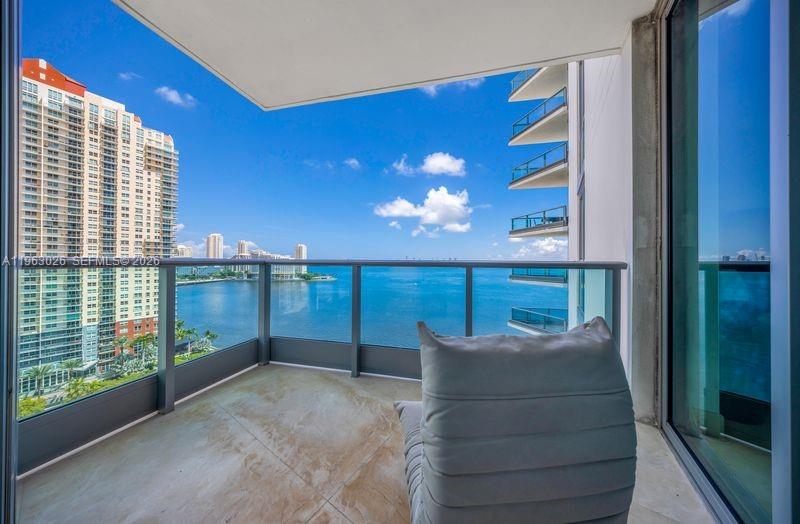 1331 Brickell Bay Dr #1602, Miami FL 33131