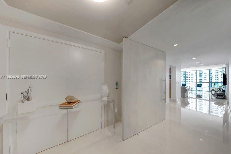 1331 Brickell Bay Dr #1602, Miami FL 33131