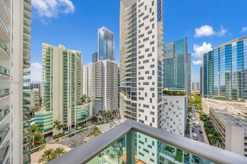 1331 Brickell Bay Dr #1602, Miami FL 33131