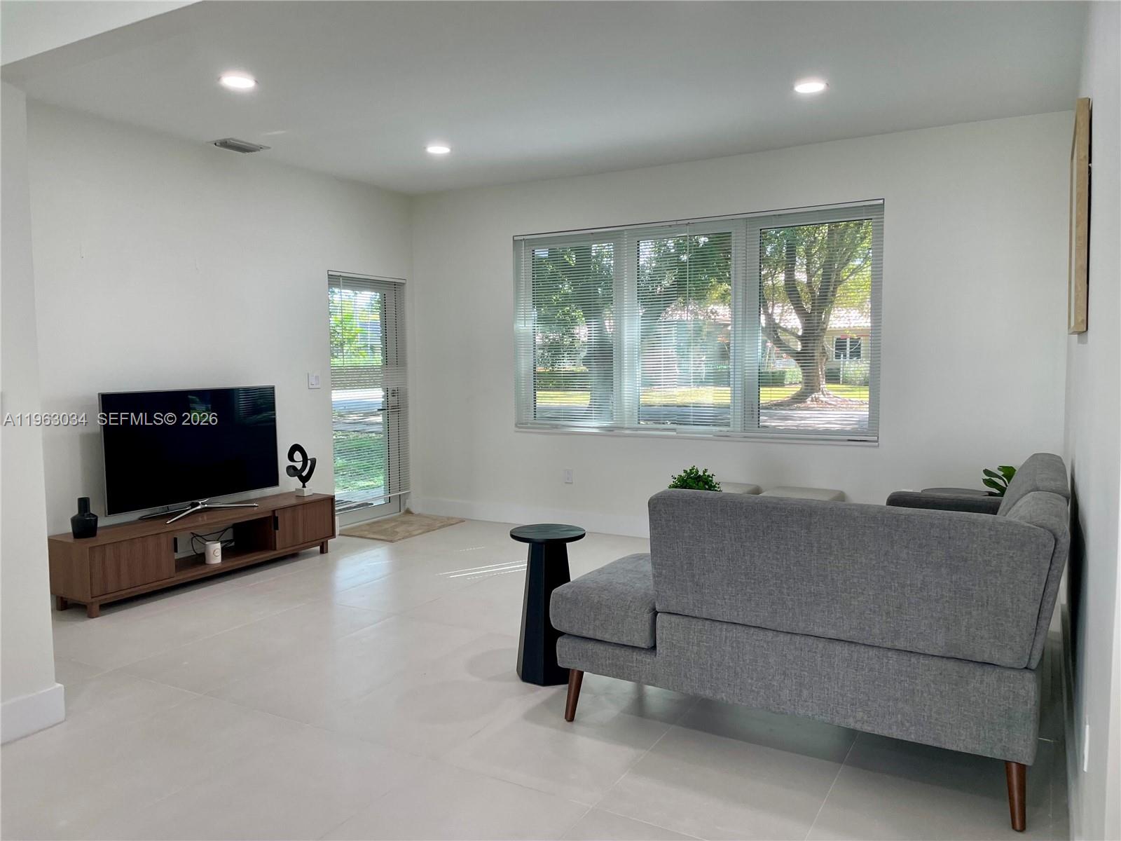 5352 Orduna Dr #0, Coral Gables FL 33146