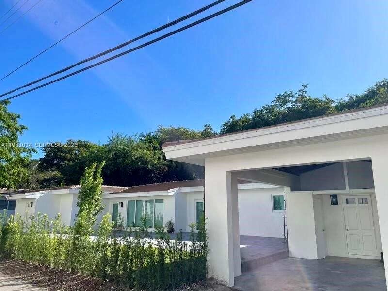 5352 Orduna Dr #0, Coral Gables FL 33146
