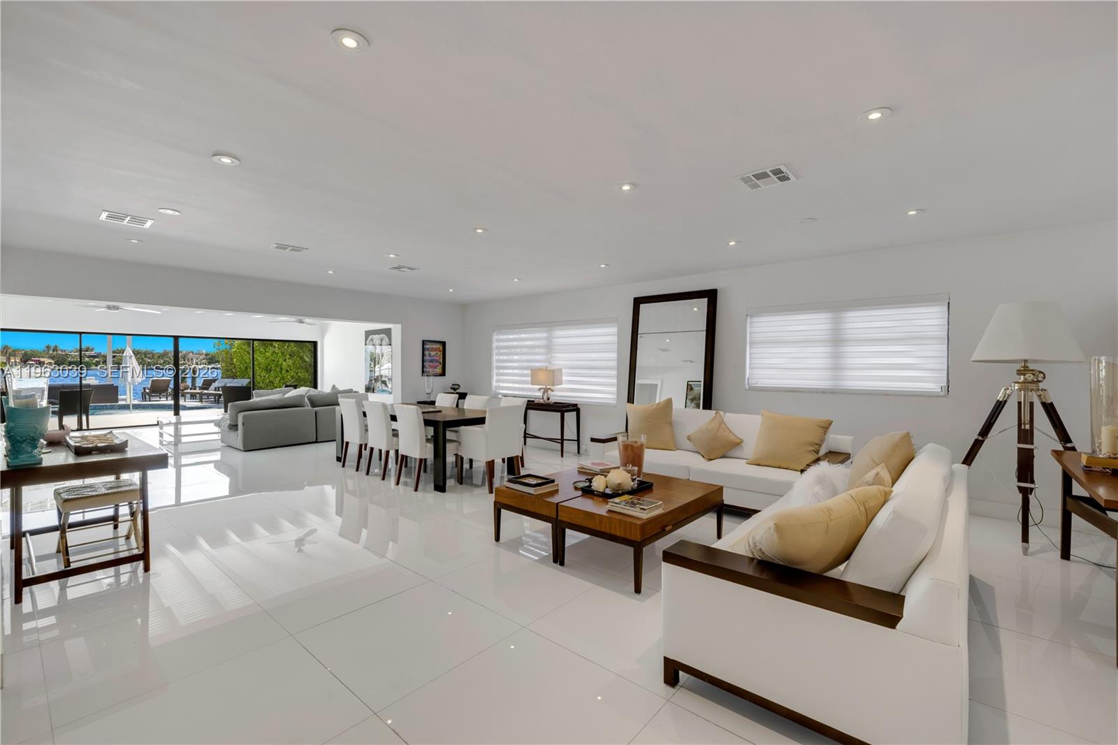 1405 Stillwater Dr, Miami Beach FL 33141