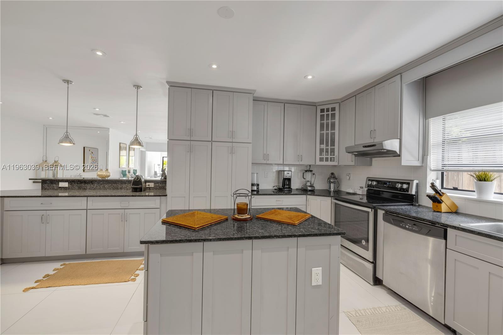 1405 Stillwater Dr, Miami Beach FL 33141