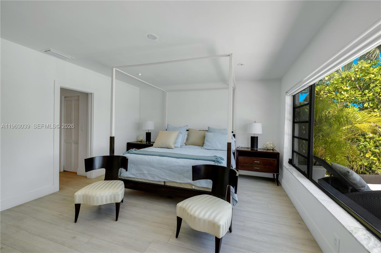 1405 Stillwater Dr, Miami Beach FL 33141