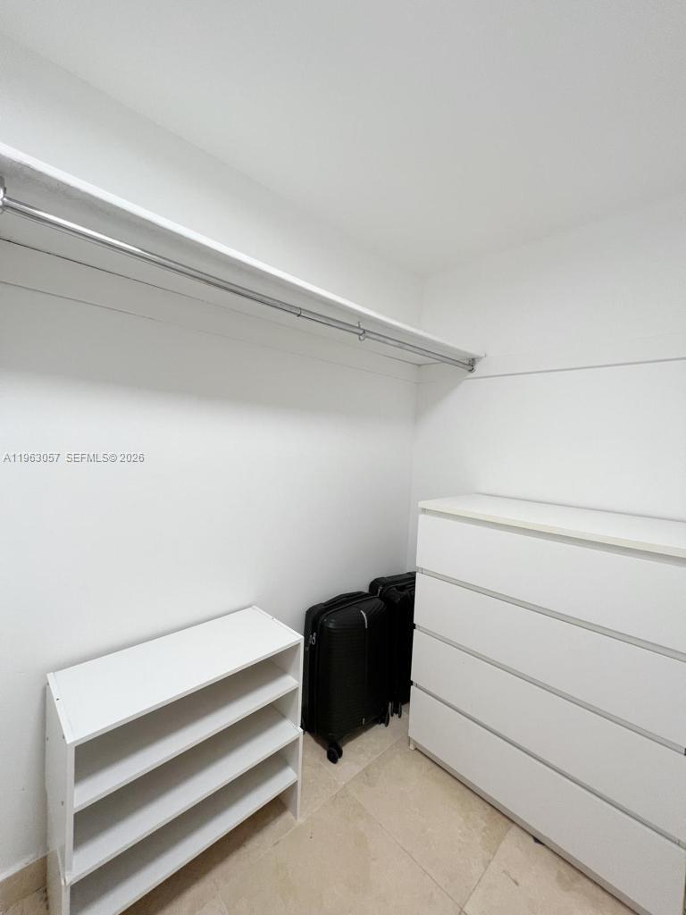 1111 Crandon Blvd #A1205, Key Biscayne FL 33149