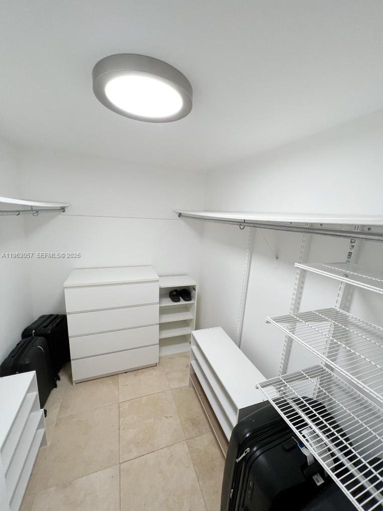 1111 Crandon Blvd #A1205, Key Biscayne FL 33149