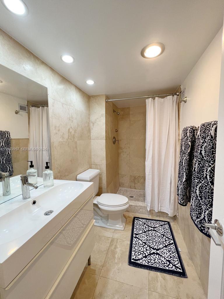 1111 Crandon Blvd #A1205, Key Biscayne FL 33149
