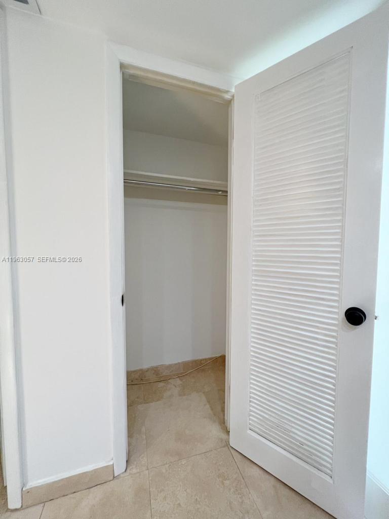 1111 Crandon Blvd #A1205, Key Biscayne FL 33149