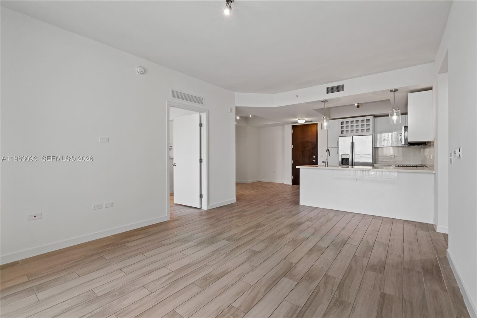 999 SW 1 AVENUE #2411, Miami FL 33130