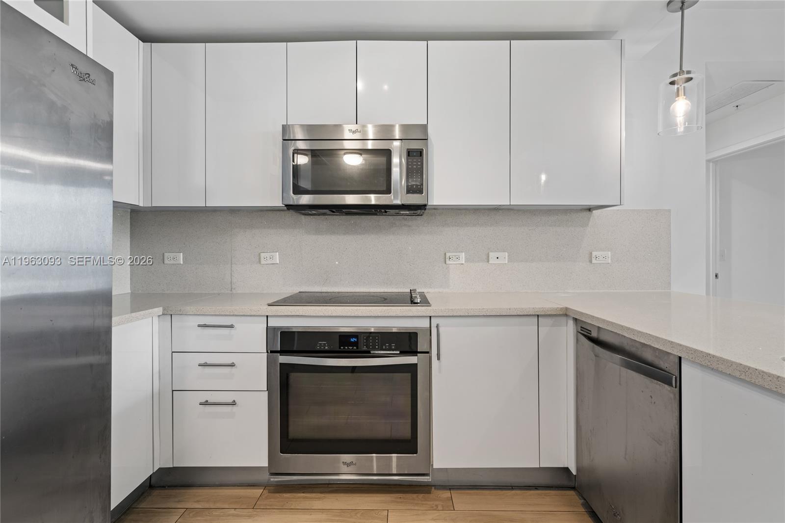 999 SW 1 AVENUE #2411, Miami FL 33130