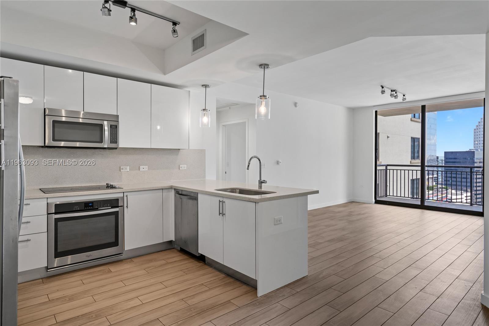999 SW 1 AVENUE #2411, Miami FL 33130