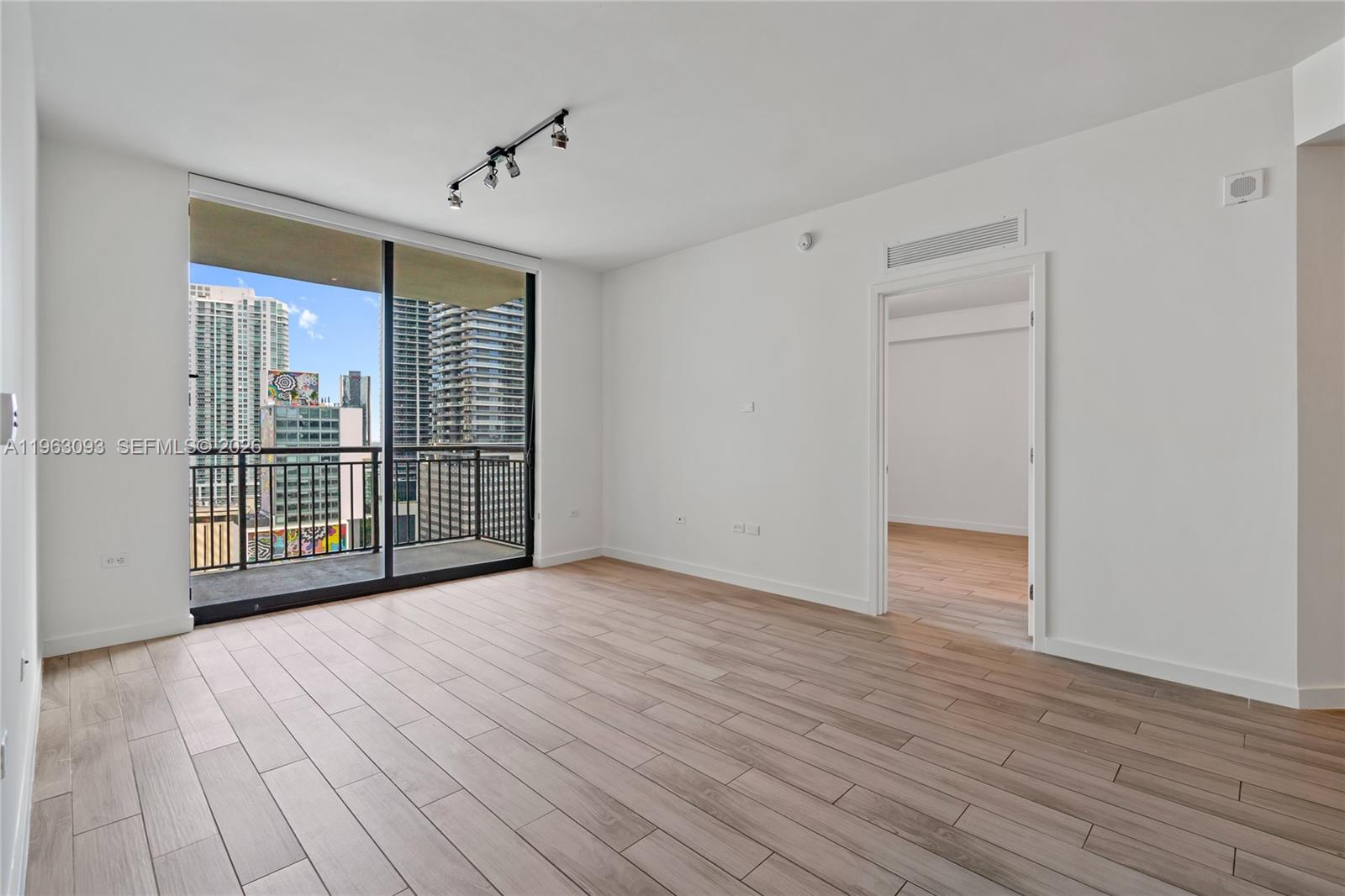 999 SW 1 AVENUE #2411, Miami FL 33130
