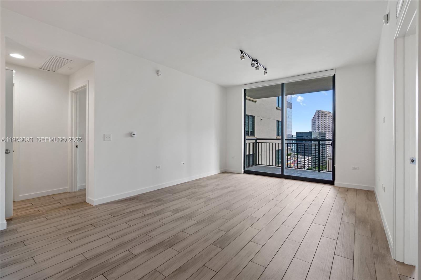 999 SW 1 AVENUE #2411, Miami FL 33130