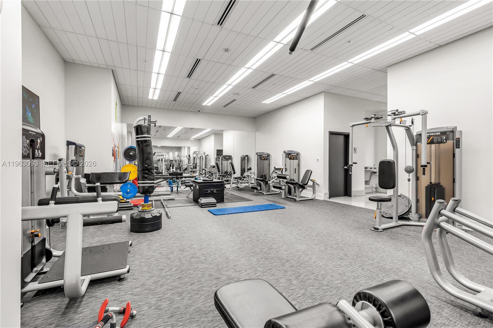 999 SW 1 AVENUE #2411, Miami FL 33130
